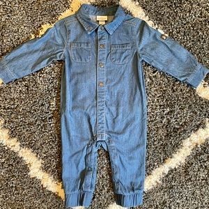 🆕 Cat and Jack (6-9m) Denim Chambray Snap Jumpsuit
